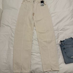 Redone tailored Jean size 25 in color vintage white